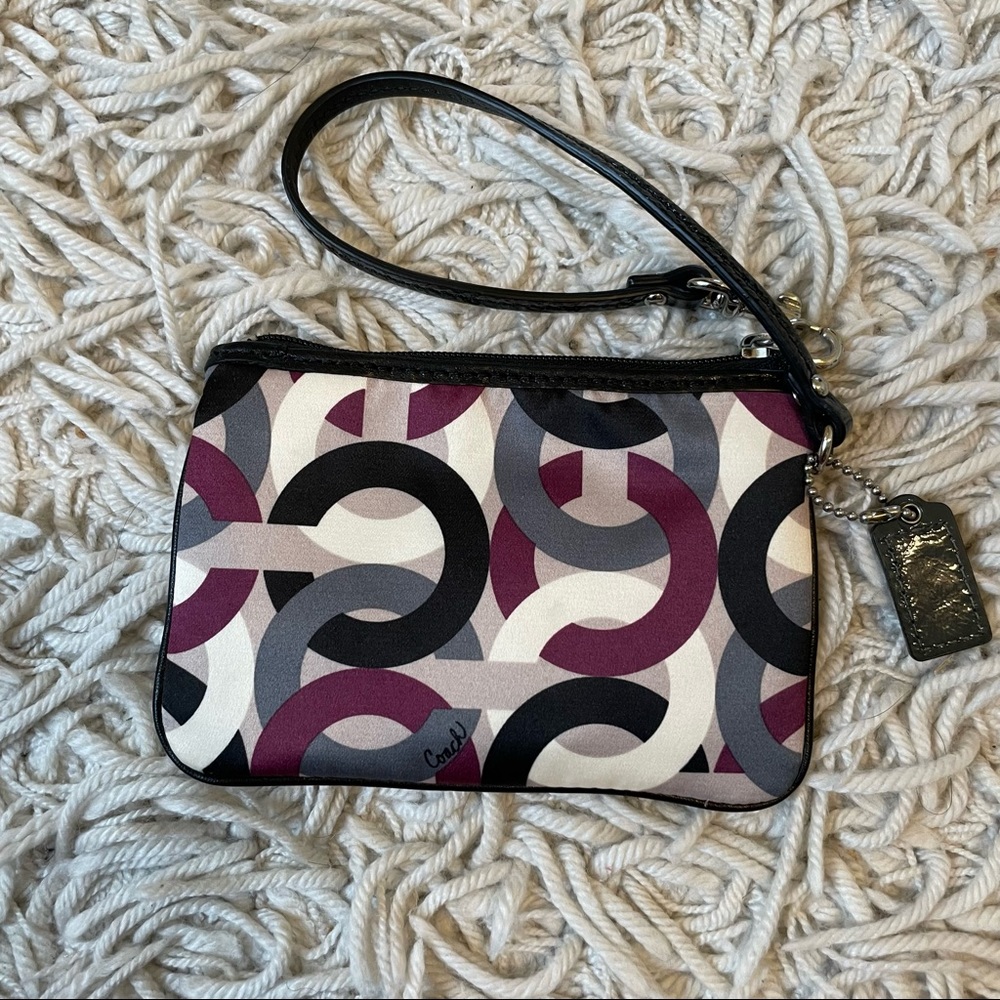 Vintage Coach Madison wristlet with purple logo print - Picture 3 of 4